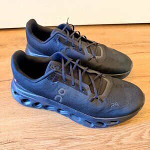 On Cloudtilt Eclipse